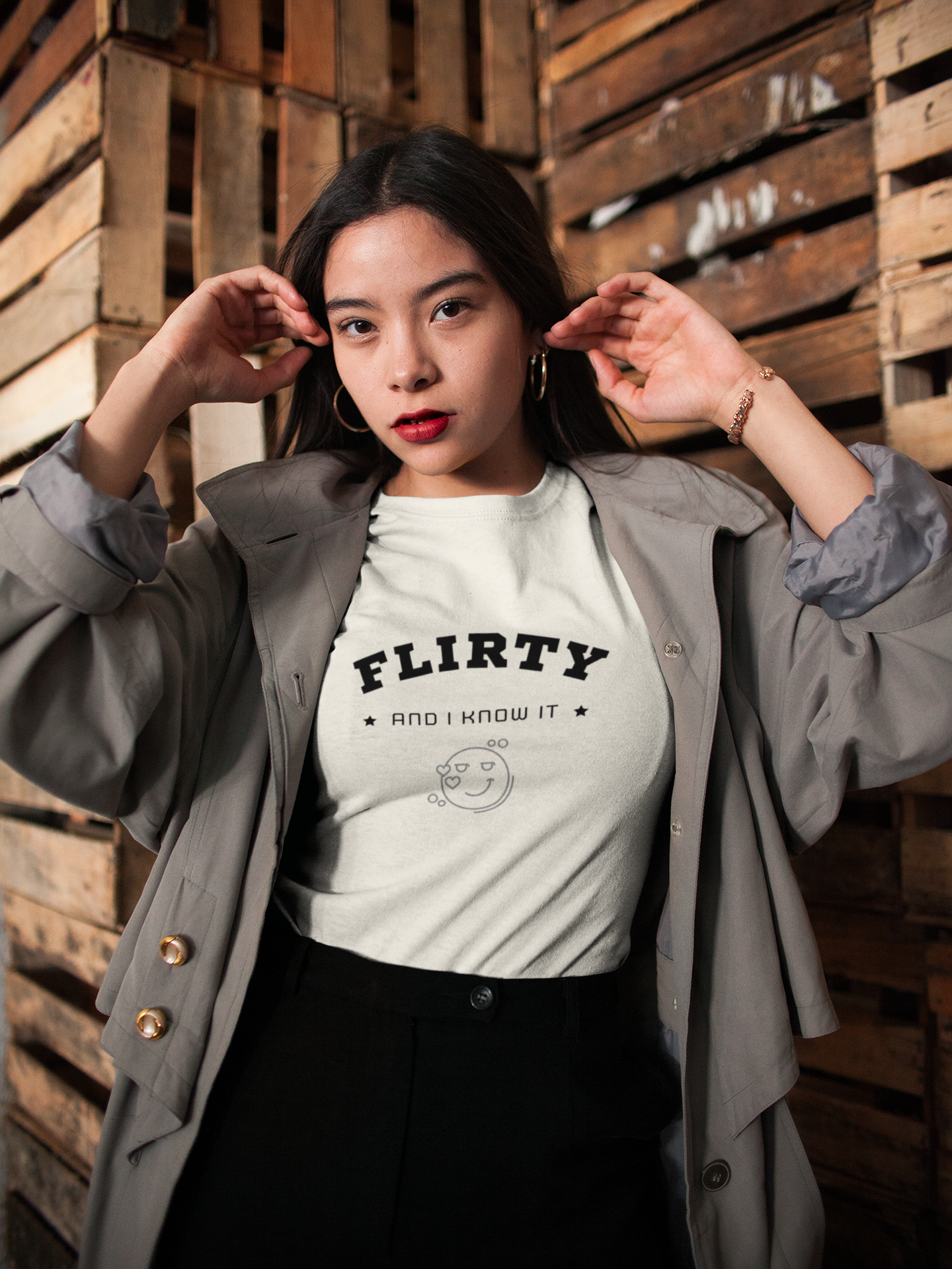Flirty Statement Tee, Casual Men Women Unisex T-Shirt, Flirty and I Know It, - Trendklo
