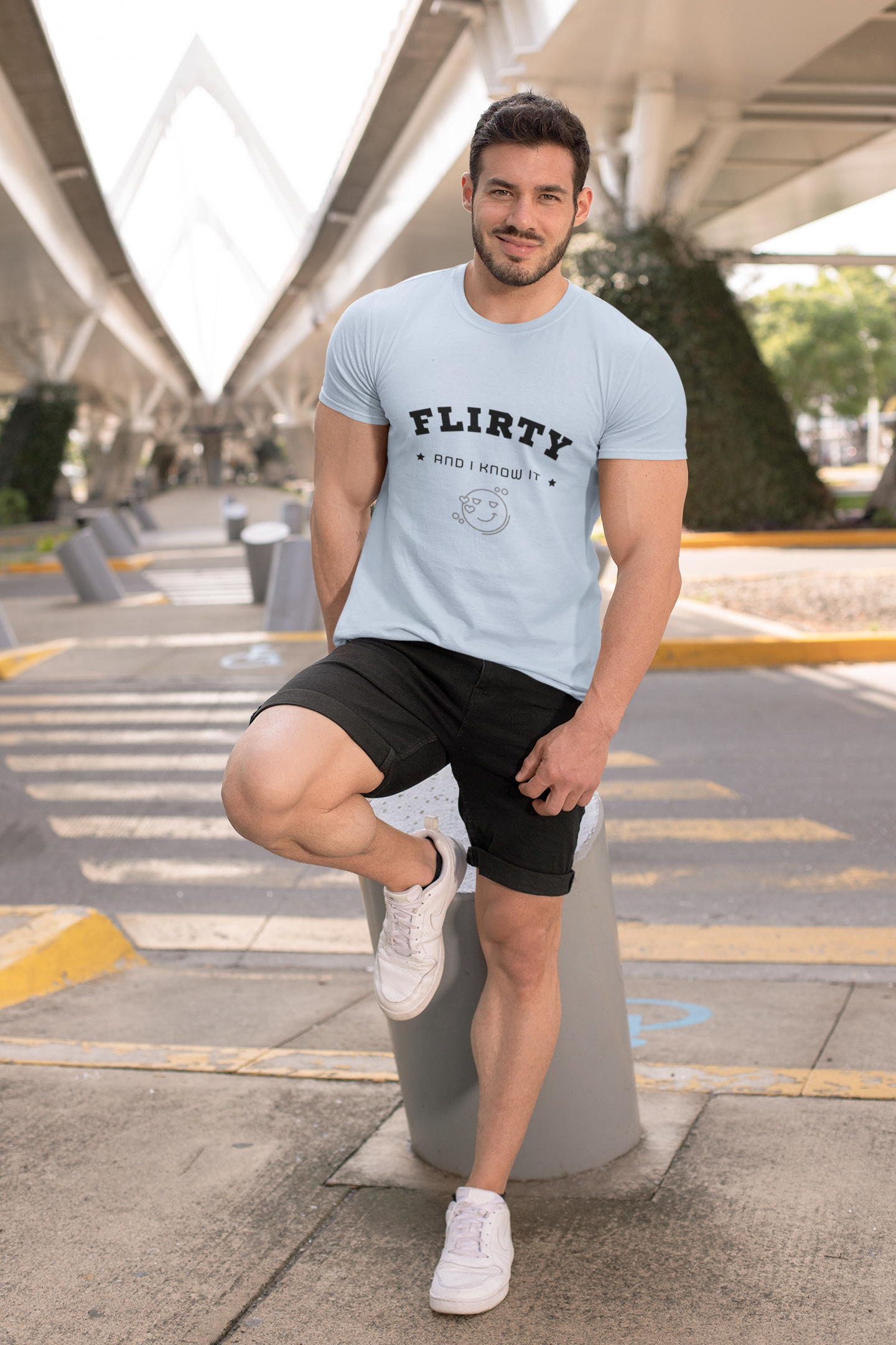 Flirty Statement Tee, Casual Men Women Unisex T-Shirt, Flirty and I Know It, - Trendklo