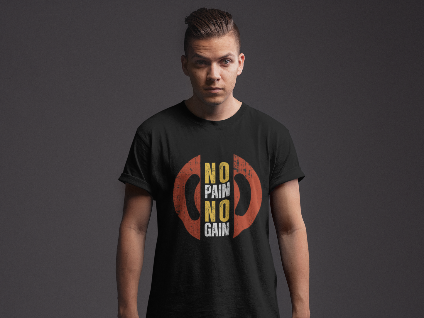 Unisex cotton tee featuring 'No Pain No Gain' slogan, perfect for workouts and casual wear.