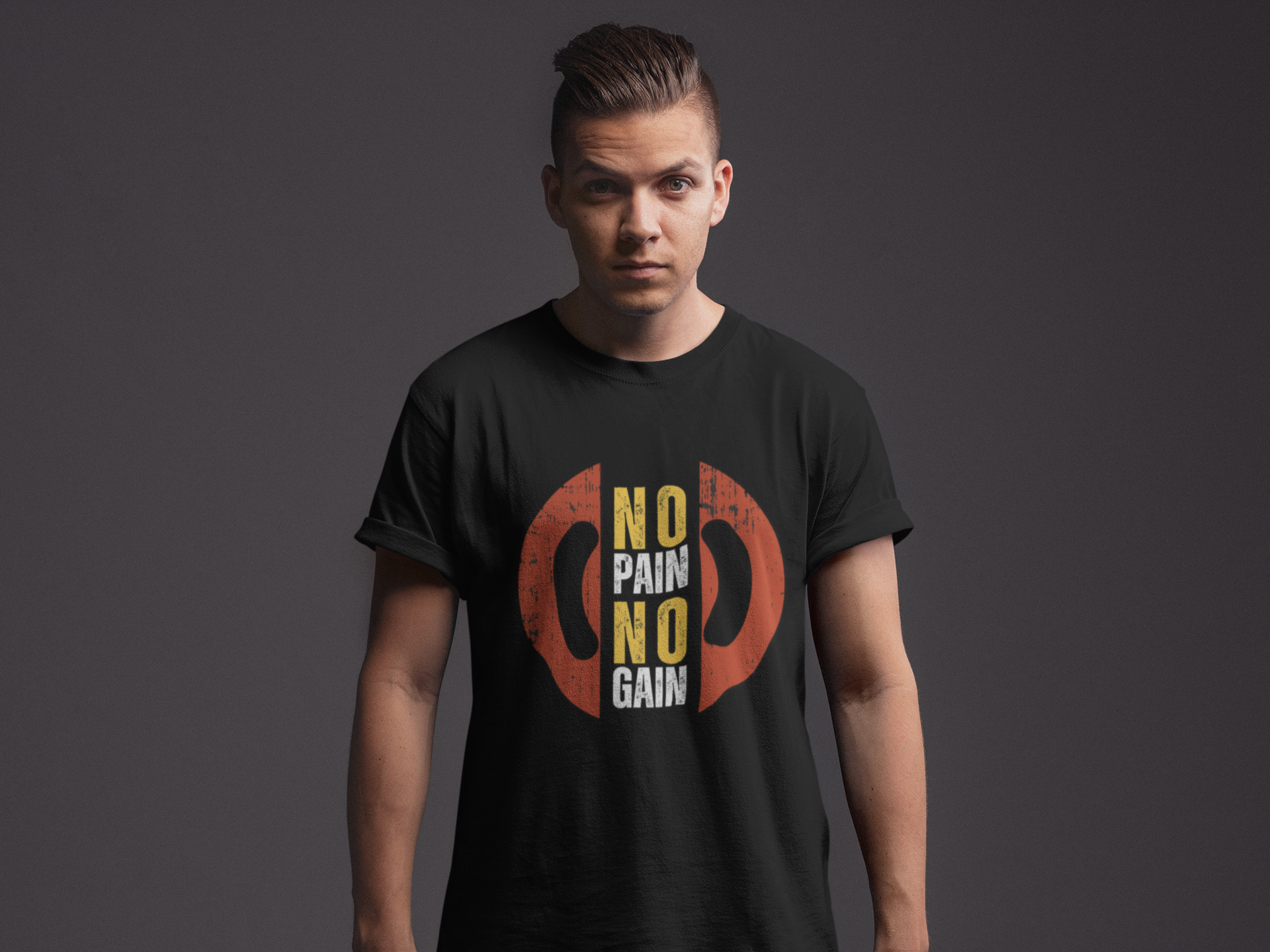 Unisex cotton tee featuring 'No Pain No Gain' slogan, perfect for workouts and casual wear.